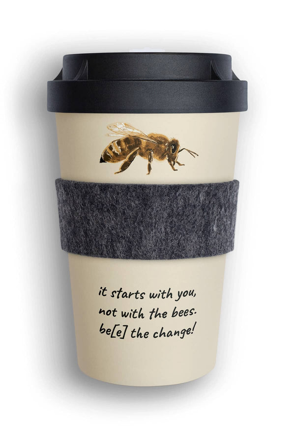 Mehrweg Kaffe- und Teebecher Motiv "Bee the change" mit Manschette von heybico