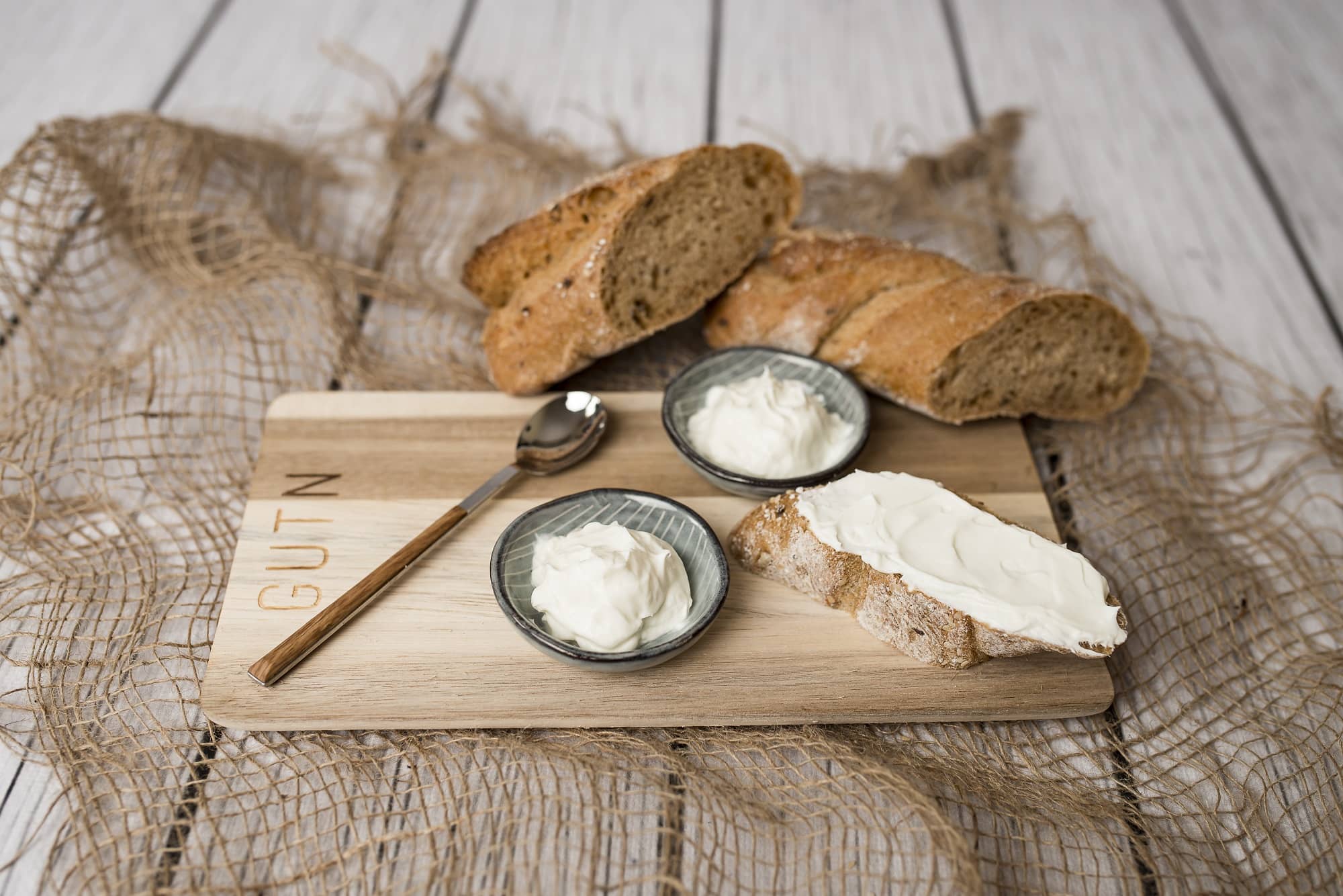 Set aus Nussmilchtuch/ Käsetuch/ Passiertuch und Frischkäse Rezeptbuch - Hochwertig, nachhaltig und stilvoll | Grüner Gedanke