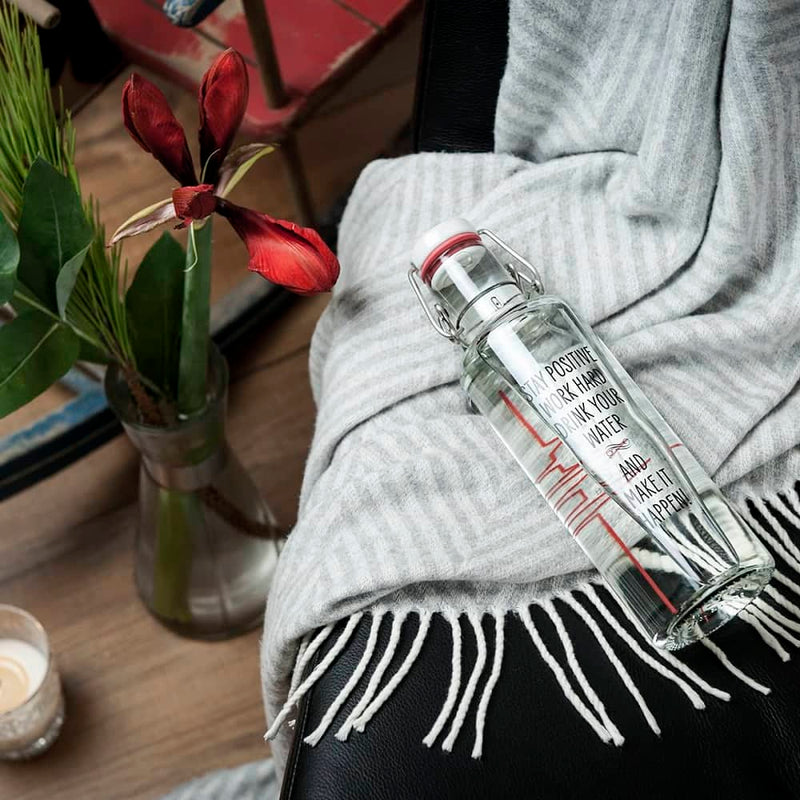 Trinkflasche "Make it happen" aus Glas - Hochwertig, nachhaltig und stilvoll | Grüner Gedanke